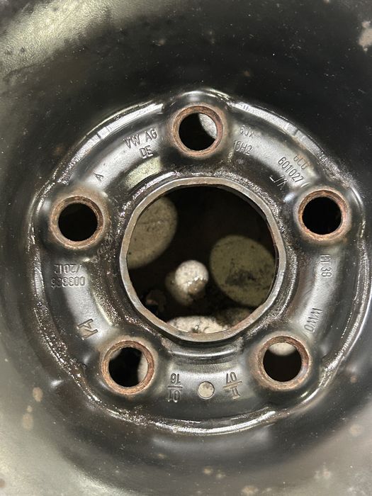 Cauciucuri 185/60R15 2023,Continental ,iarna , Polo