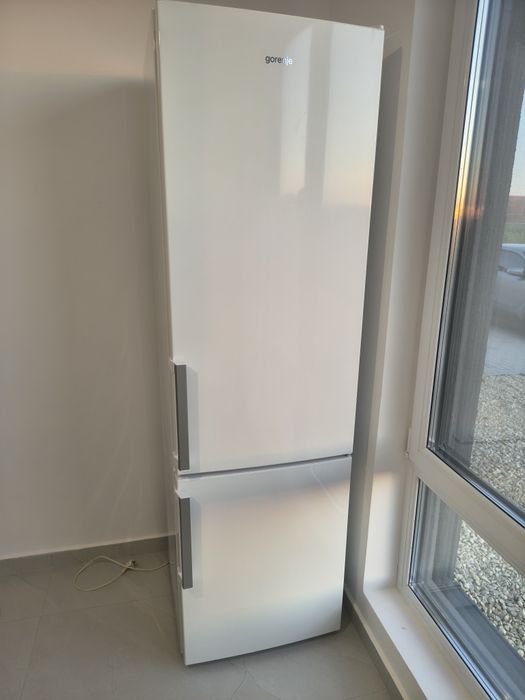 Vând combina frigorifica Gorenje