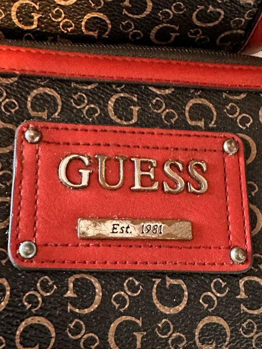 Vand SET geanta + portofel GUESS