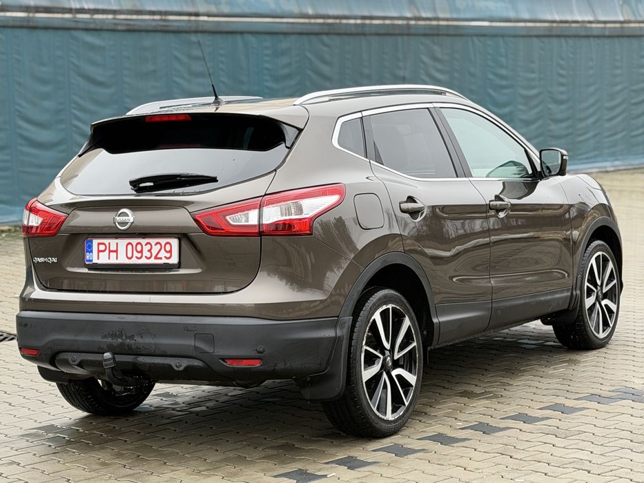 Nissan Qashqai Tekna X-Tronic 2015 1.6DCi