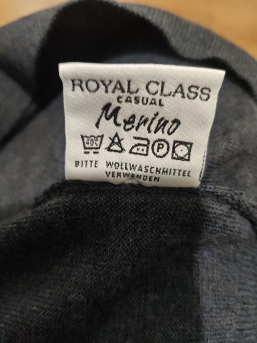 Pulover Royal Class din lână merino mărimea L 52/54