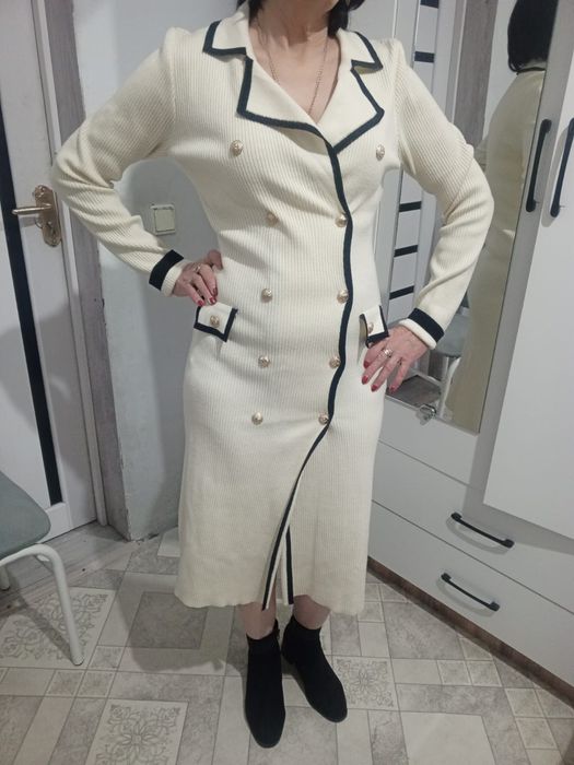 Продам красивые женские платья