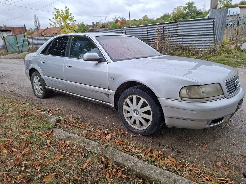 Audi A8 2.5TDI ръчка