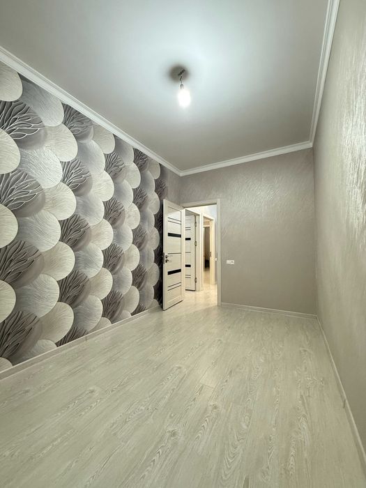 Yunusobod 12-mavzeda 3 xonalik uy sotiladi