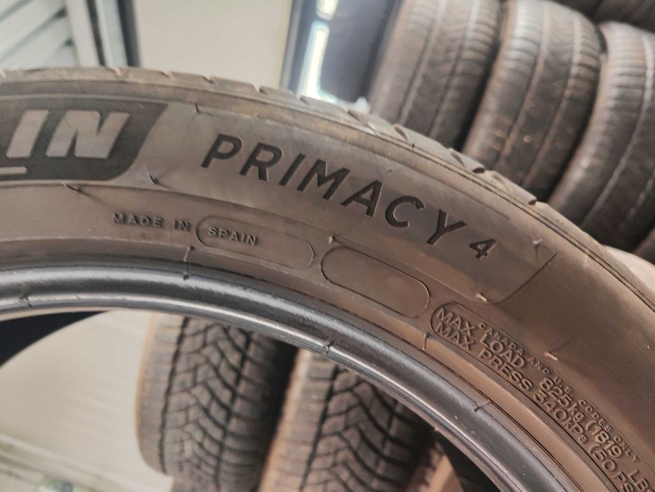 2бр.летни гуми 235/50/18 Michelin