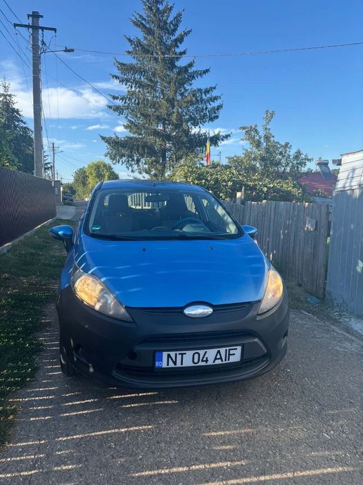 Vând Ford fiesta diesel
