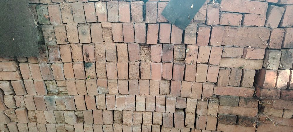 Нови единични плътни тухли