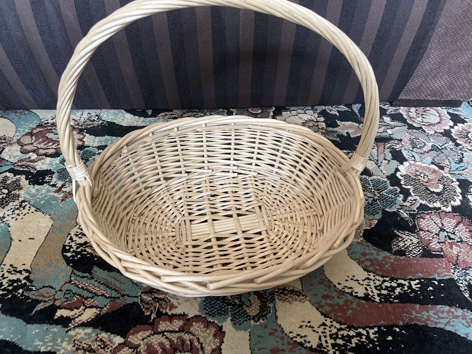 Продам корзины новые