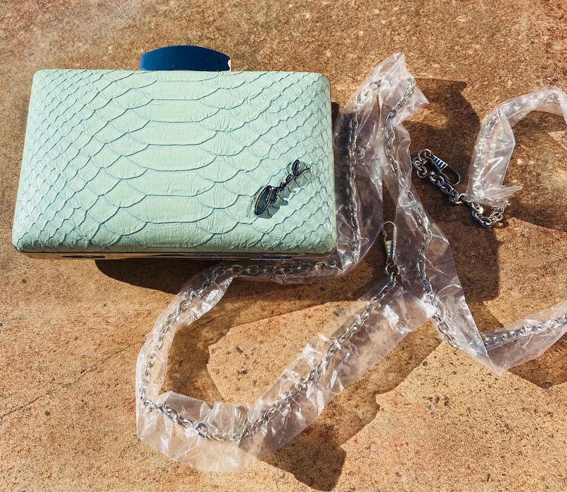 Дамска чанта -  клъч"Axel" ...