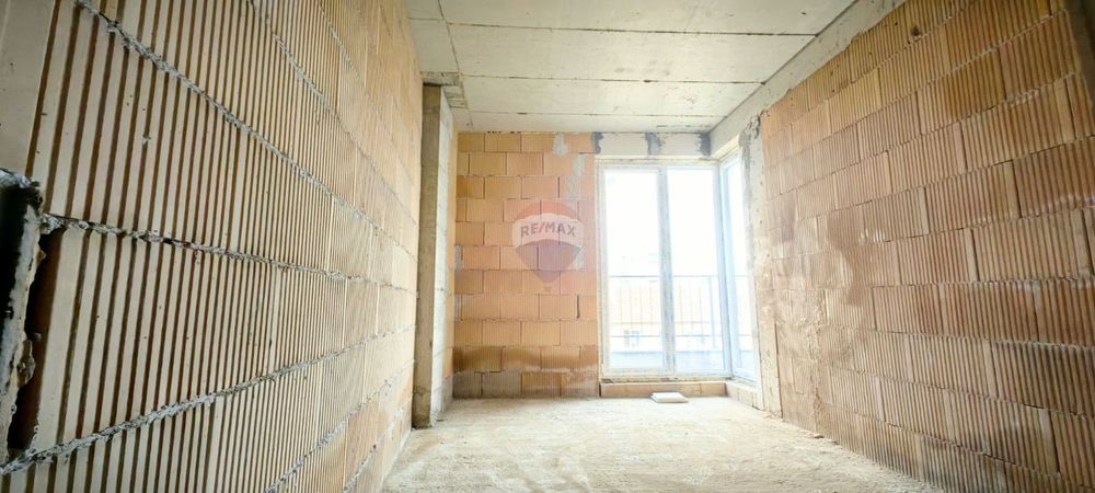 Продава се Тристаен апартамент в Варна, Погреби - 97 кв.м за 1568 €/кв.м - Снимка #6