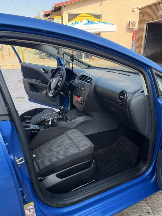 Seat leon 1.9tdi mai multe detali la telefon