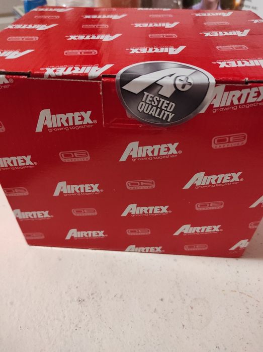 Продавам водна помпа за Мазда Примаси