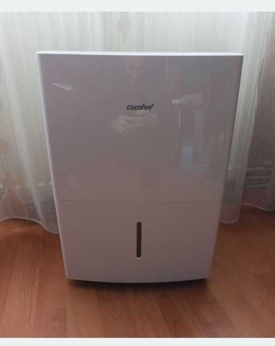 Dezumidificator Comfee, 20 l, 40m²/100m³.