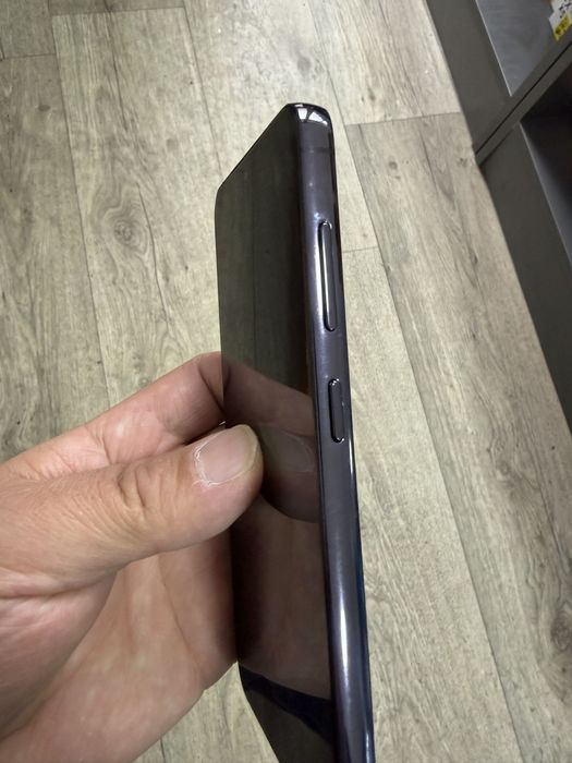 Продам самсунг s23