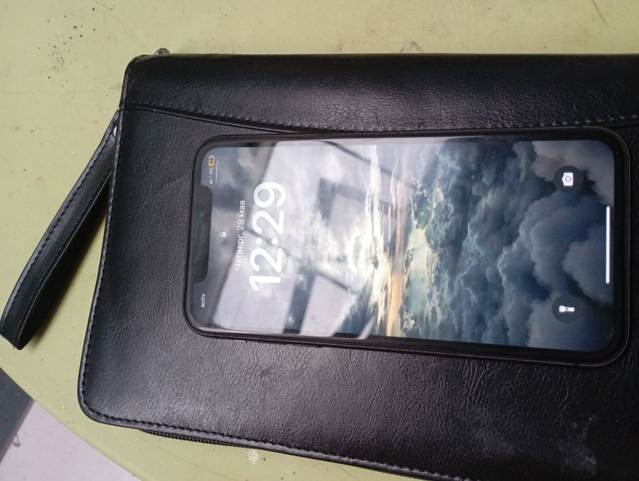 iPhone 11 Black 128 Gb