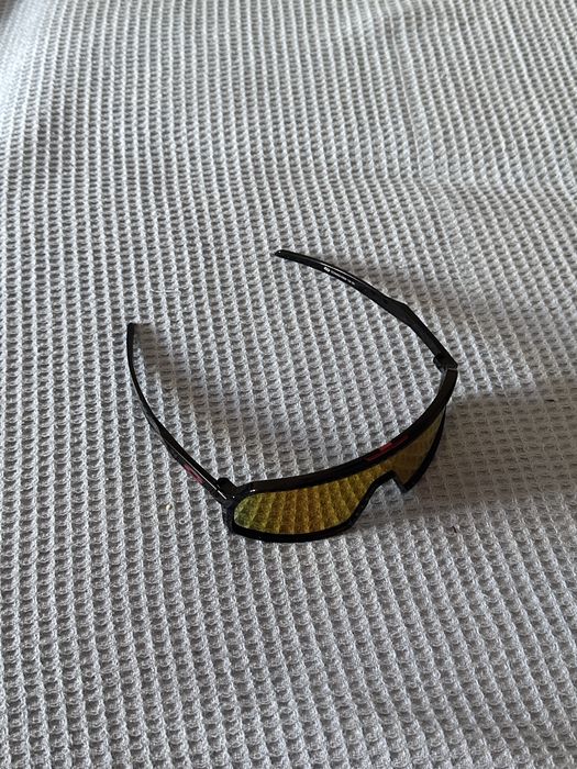 Oakley sutro s stare buna