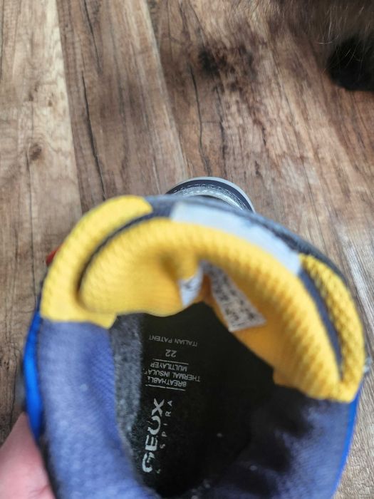 Светещи ботуши Geox