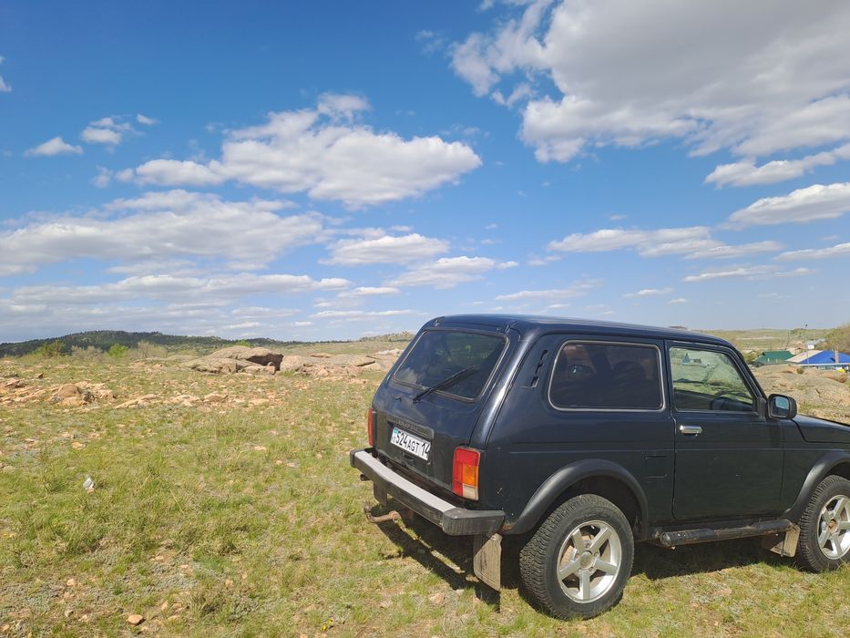 Продам Нива 21214