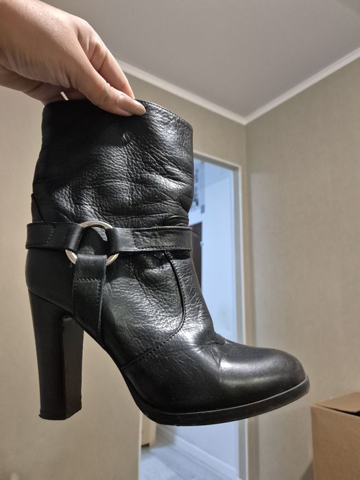 Продам обувь 37 размера