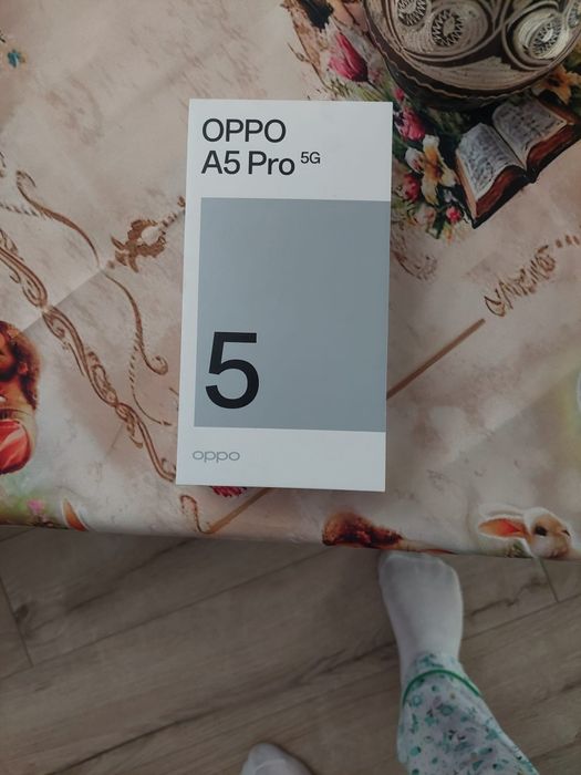 Oppo A5 pro 5 g ..
