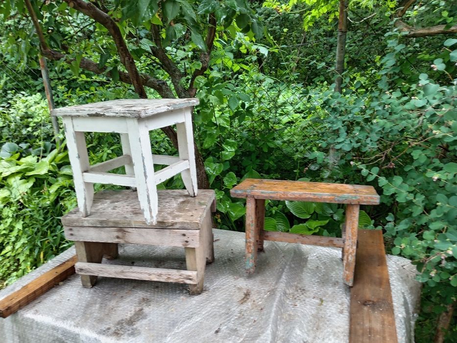 стулья, парта, табуретки советская