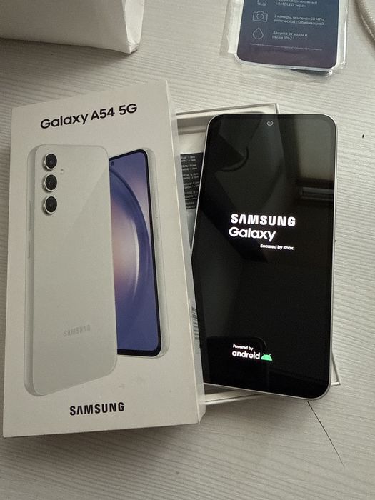Самсунг А54 5G.