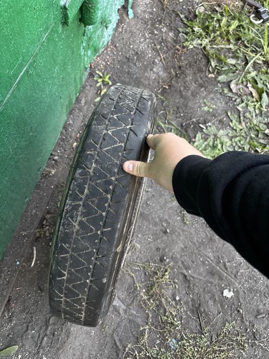 Продам докатку Continental 125/70/15