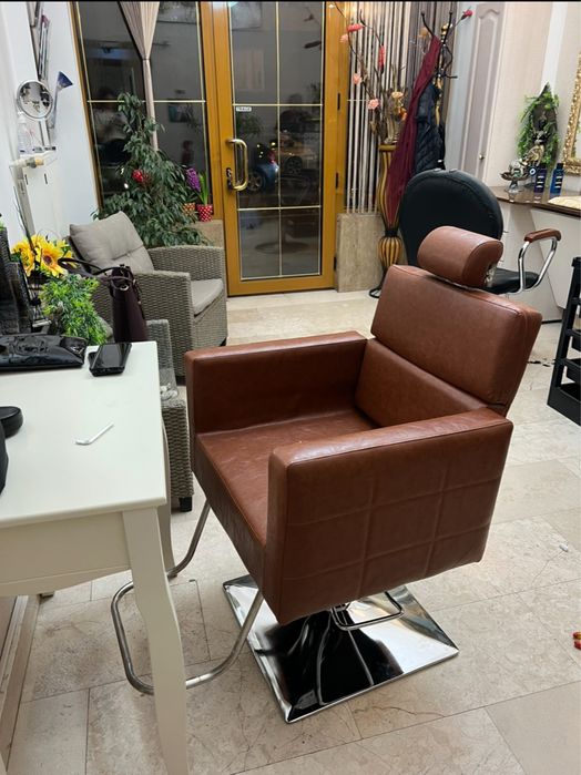 Scaun coafor-frizer