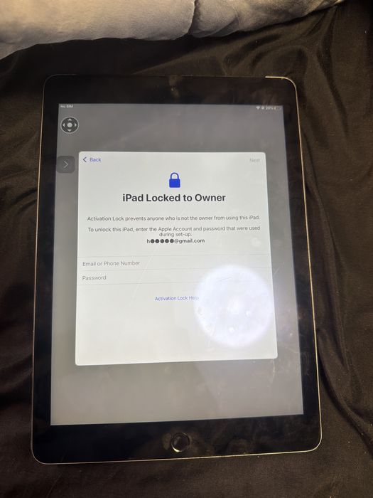 Ipad 8 Заключен..