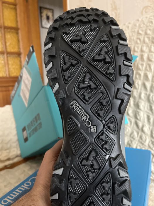 Кроссовки Columbia,новые