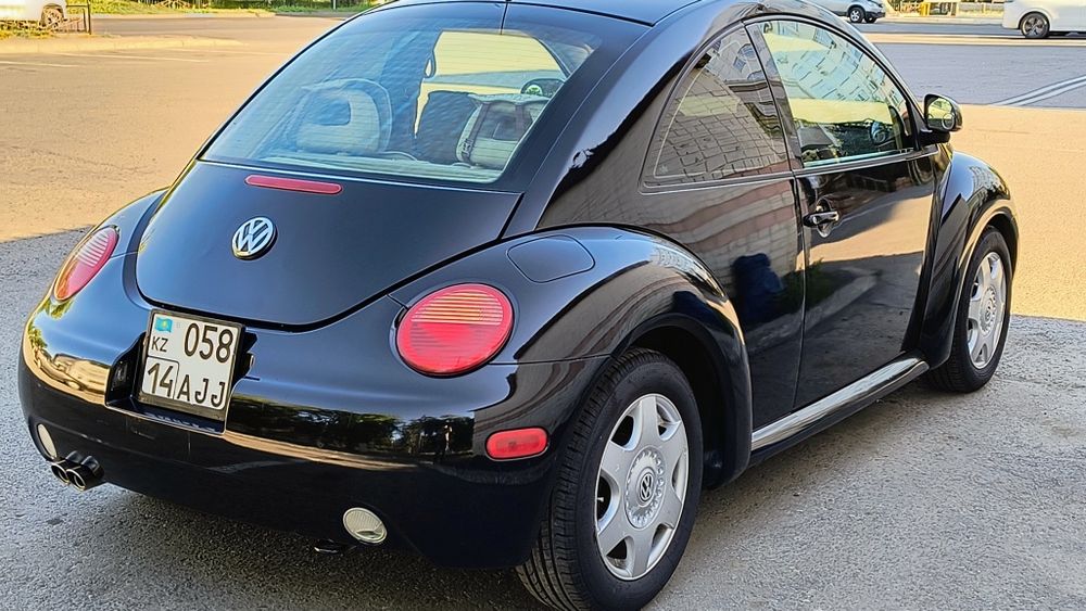 Продам авто vw beetl