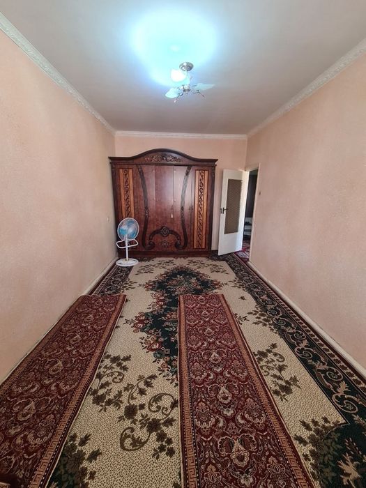 5 каватда жойлашган 2 хонали квартира тезда сотилади