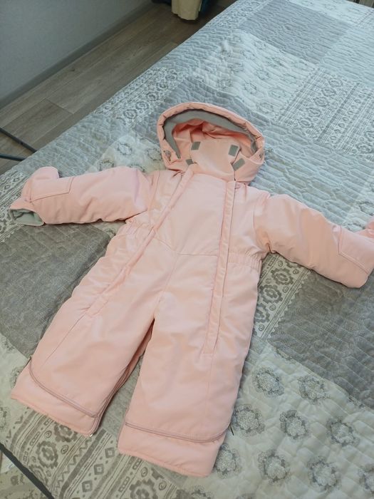 Продам детский зимний комбинезон