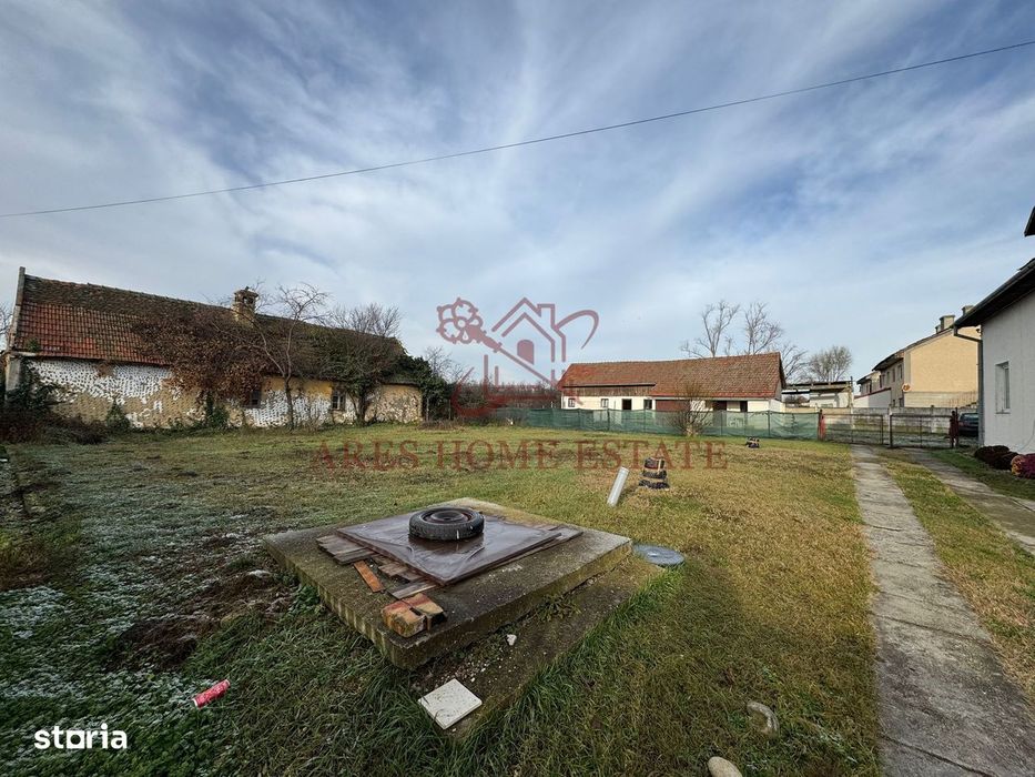 Casă 7 camere de vânzare/închiriere Izvin + anexă 90 mp- Comision 0