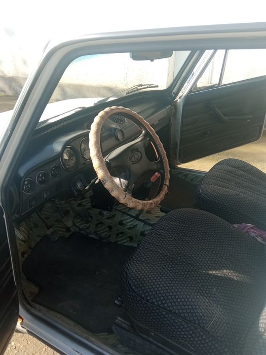 Зур хама жойи минишга зур мошена