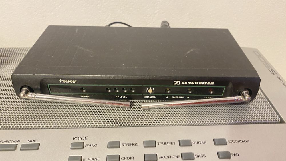Sistem microfon wireless Sennheiser