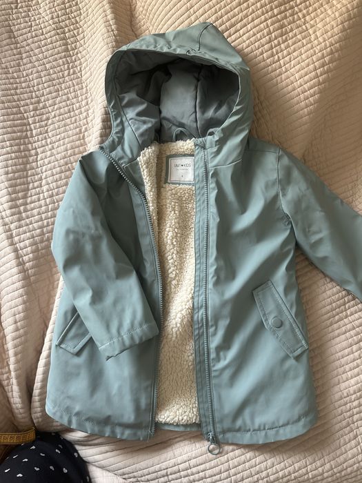 Куртка, жилет, дождевик, ветровка