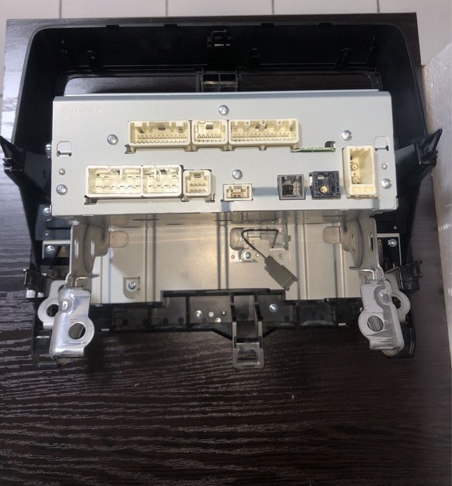 Toyota Pradoga displey 150  o’ziniki zavod orgina l!!!