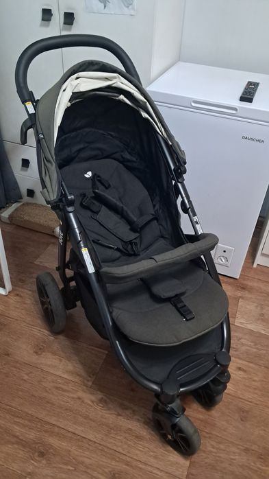 Коляска прогулочная Joie Litetrax 4, графит