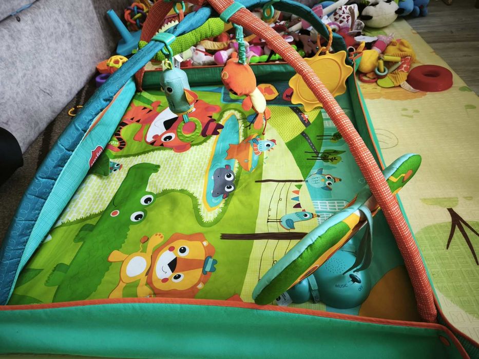 Активна гимнастика с музикално устройство