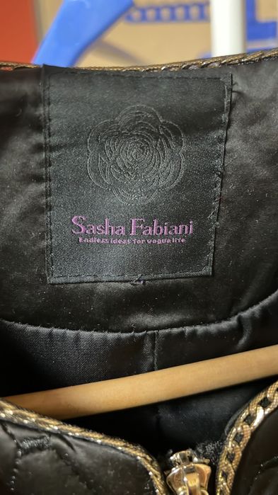 Женская курточка