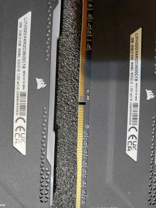 32GB 3600Mhz CL18 - Corsair Vengance, HyperX Predator, Kingston Fury