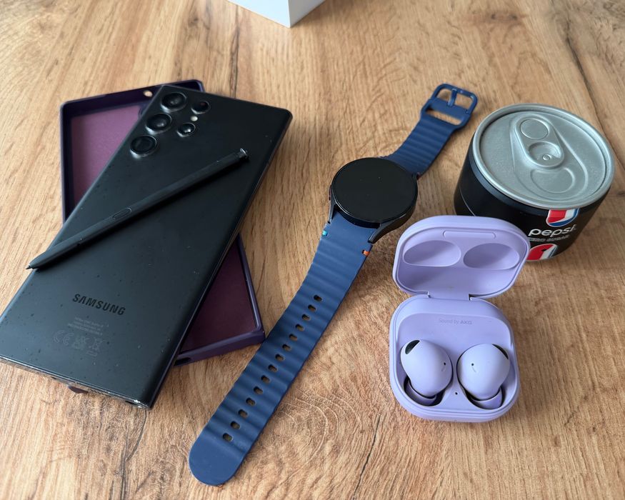 Pachet Samsung S22 Ultra 512GB + Watch 6+Căști Buds 2 Pro – La ofertă!