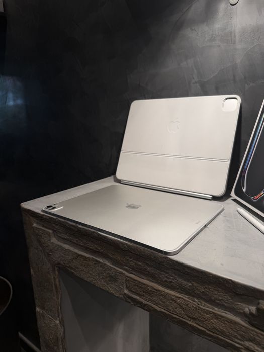 Ipad Pro M5 13” 1 TB Wifi + Cellular + Magic Keyboard + Apple Pencil Pro