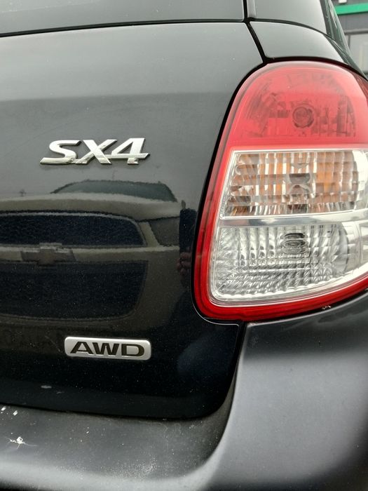 Продам машину Suzuki