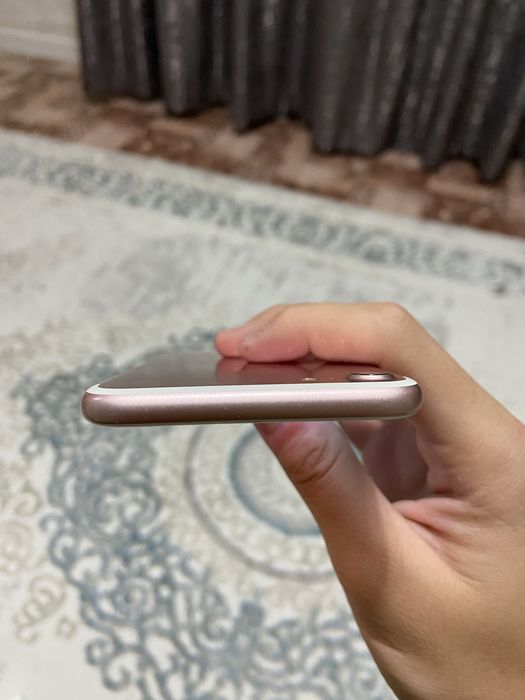 Айфон 7 цвет розвый