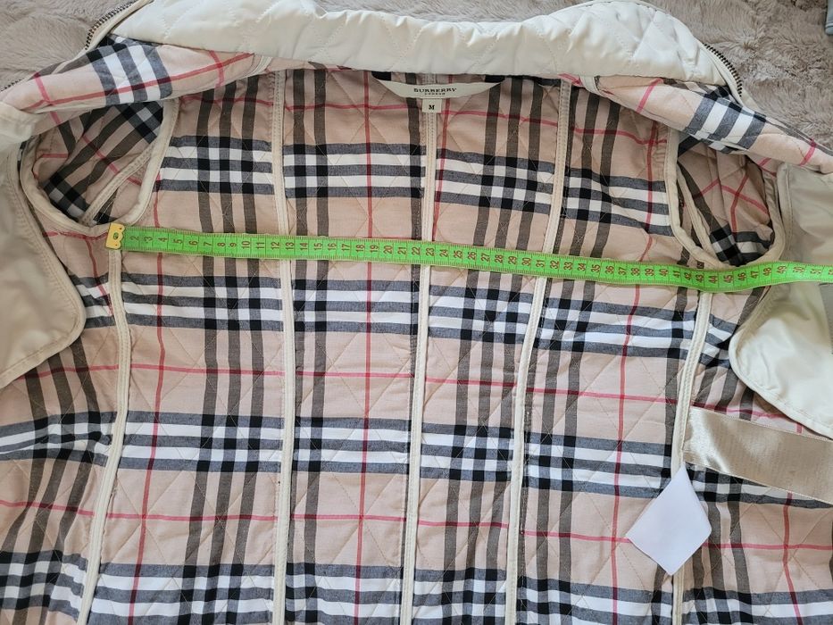 Geaca Burberry crem