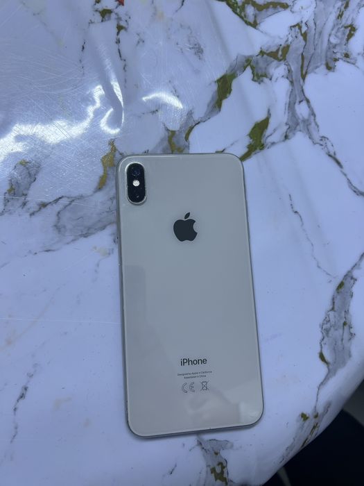 Срочно продам айфон Xs max