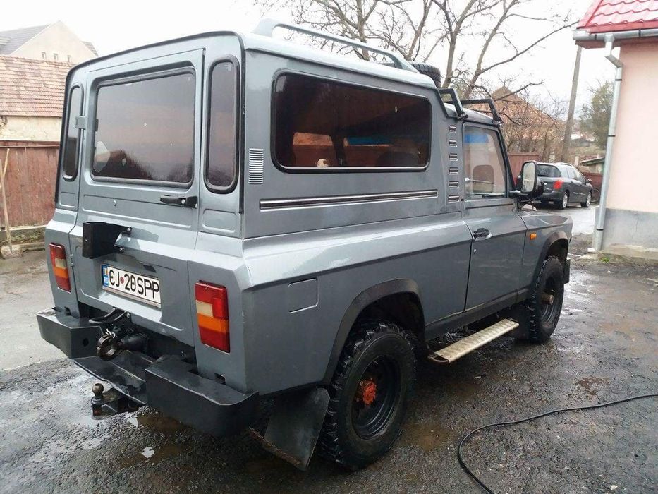 Vând Aro 243 an 2000, motor și cutie Isuzu 2.8 tdi.