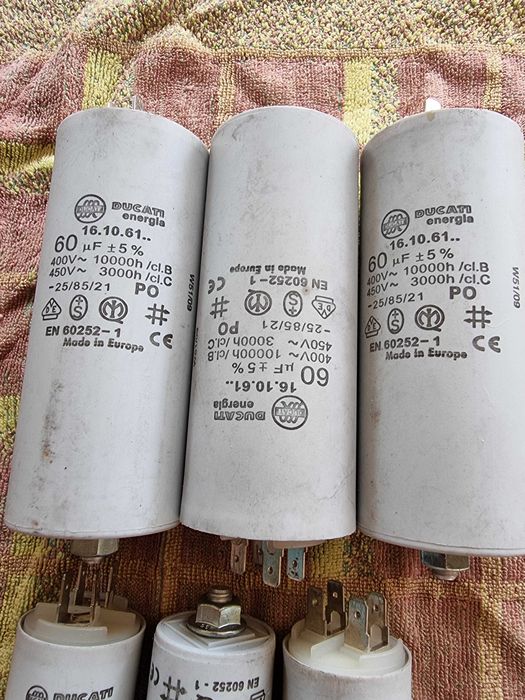 Condensatoare Epcos si Ducati